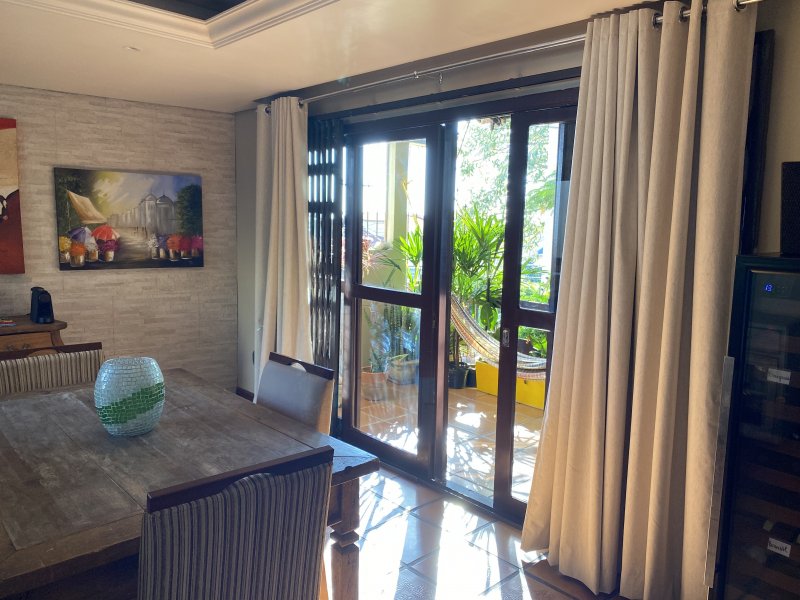 Casa à venda Medianeira com 200m² e 4 quartos por R$ 650.000 - 1926299467-cc1b31fe-681f-433b-bdeb-ea3fbec20212.jpeg