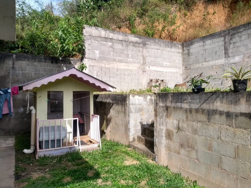 Casa de condomínio à venda Tijuca com 171m² e 3 quartos por R$ 790.000 - 2068647425-fbe36fbe-5608-400b-970c-a52dfd268e3f.jpeg