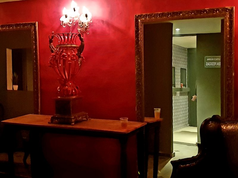 Comercial à venda Estância Jockey Clube com 1800m² e  quartos por R$ 3.000.000 - 1924197082-img-20190411-202543-842.jpg