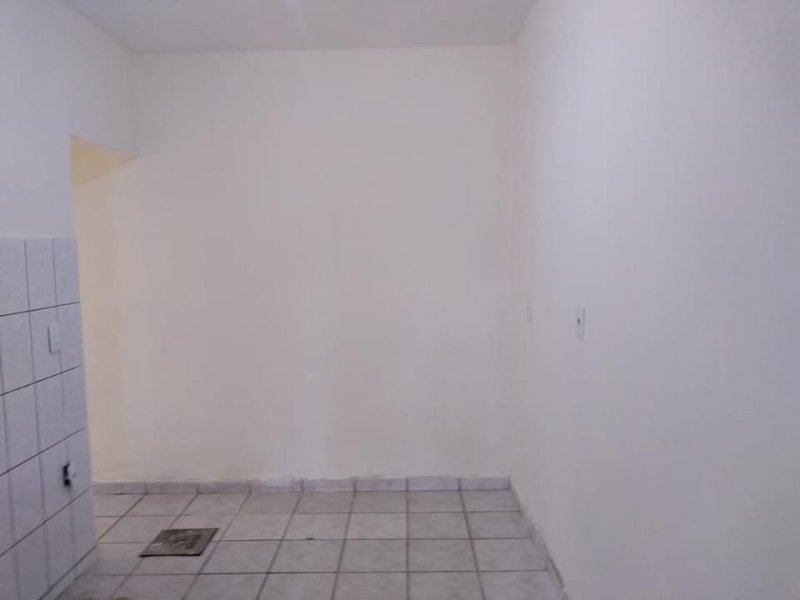 Casa para alugar Centro com 64m² e 2 quartos por R$ 1.000 - 1329022241-78222445-2554132391488617-8140950625115439104-n.jpg