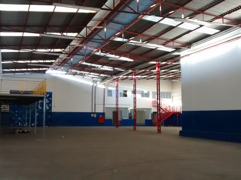 Comercial para alugar Industrial do Alecrim com 1500m² e  quartos por R$ 14.900 - 1384330459-galpao-04.jpg