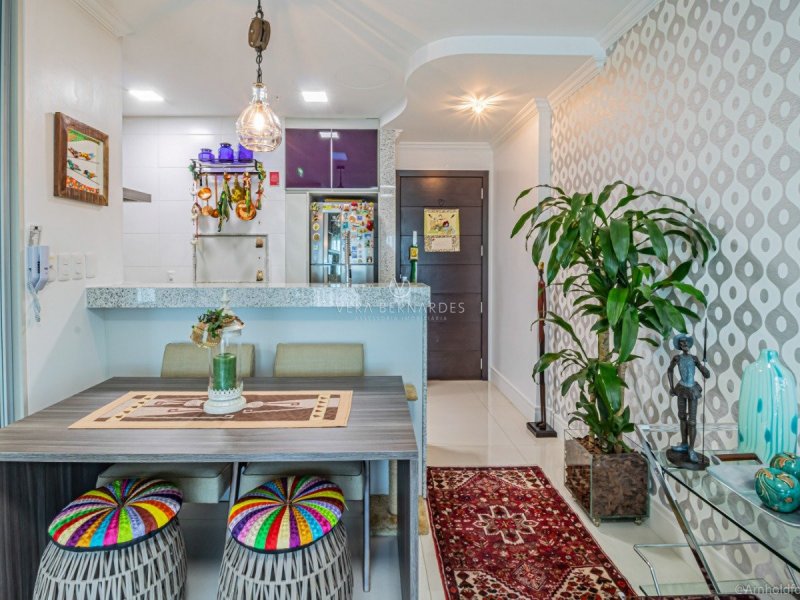 Studio à venda Cristal com 46m² e 1 quarto por R$ 900.000 - 1260424089-apartamento-04.jpg