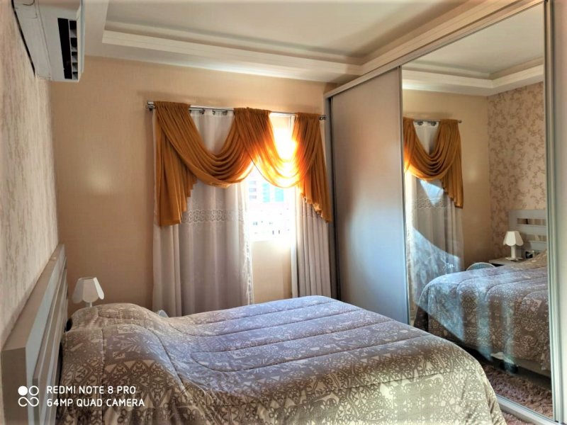imóvel com 135m² - Meia Praia - Itapema