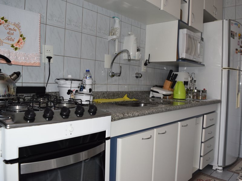 Apartamento à venda Picanço com 60m² e 2 quartos por R$ 220.000 - 1357197400-cozinha.JPG