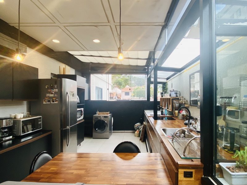 Apartamento à venda Novo Mundo com 46m² e 1 quarto por R$ 268.000 - 1485108050-28d7b40a-9a60-4d47-b80a-b148abaff251.jpeg