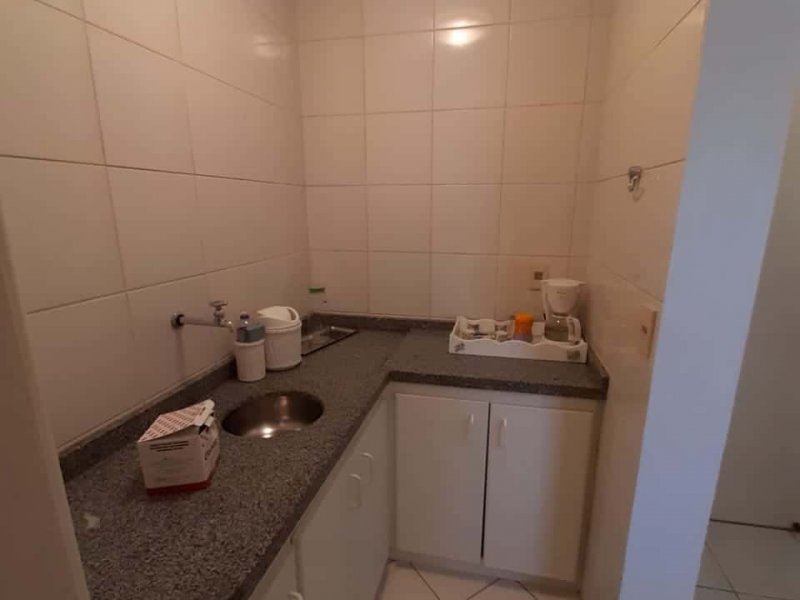 Comercial à venda Centro com 25m² e  quartos por R$ 250.000 - 1015831073-sala-regency-tower-3.jpg