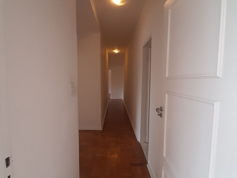 Apartamento à venda Jardim Paulista com 200m² e 4 quartos por R$ 1.600.000 - 545304366-corredor-acesso-quartos-2.jpg