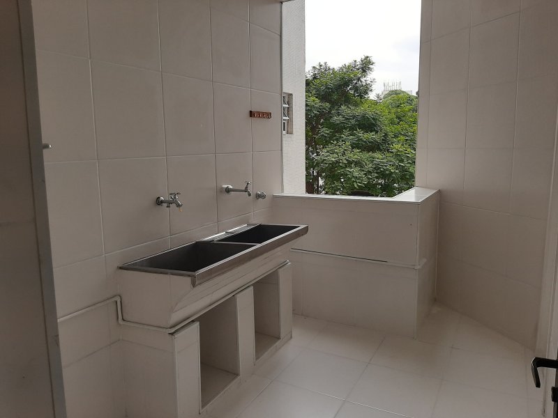 Apartamento à venda Jardim Paulista com 200m² e 4 quartos por R$ 1.600.000 - 661622499-area-servico-1.jpg
