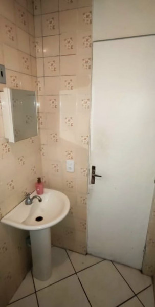 Apartamento à venda Batel com 46m² e 3 quartos por R$ 185.000 - 710163587-img-20230723-wa0014.jpg