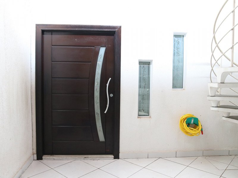 Casa à venda Vila Suissa com 300m² e 4 quartos por R$ 950.000 - 1475984929-3be2bb9d-bceb-4a90-b5b1-4d0055e0916a.jpeg