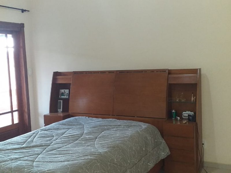 Casa à venda Jardim Riacho das Pedras com 320m² e 5 quartos por R$ 1.200.000 - 2136633869-suite-master-casal.jpeg