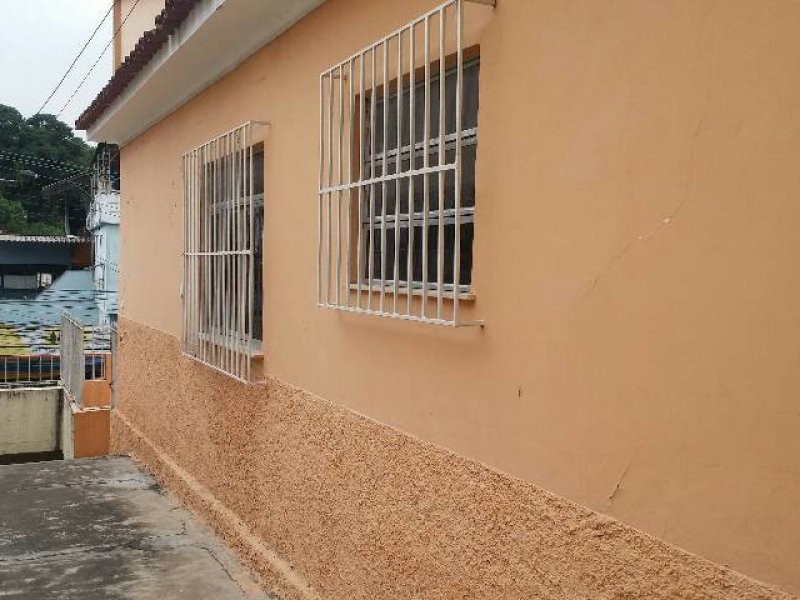 Casa à venda Gradim com 130m² e 2 quartos por R$ 250.000 - 1154224525-3c085124-fe76-4e60-936d-b0d79167da43.jpg