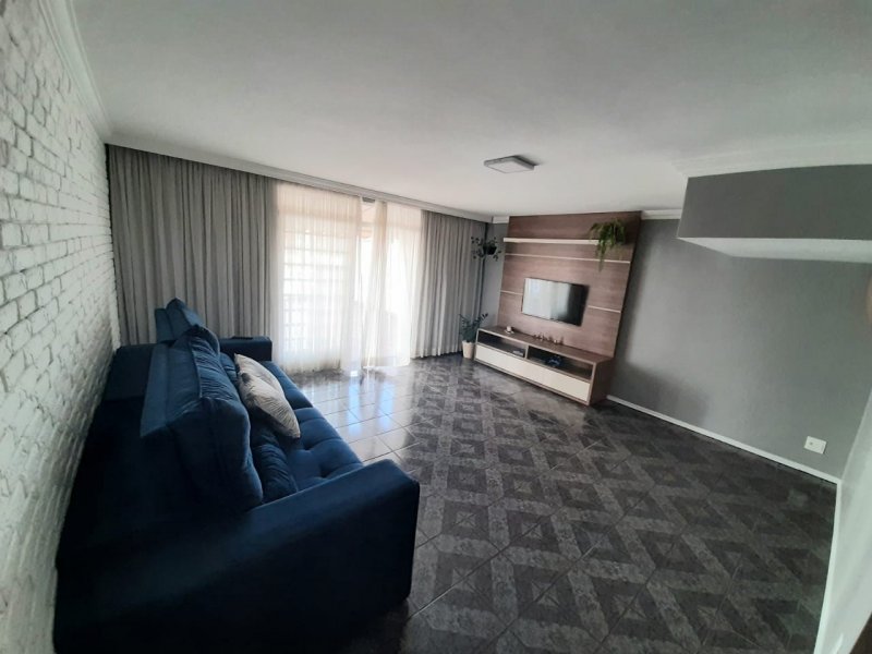 Casa à venda jardim Morumbi com 242m² e 3 quartos por R$ 650.000 - 580805957-img-20200309-wa0017.jpg