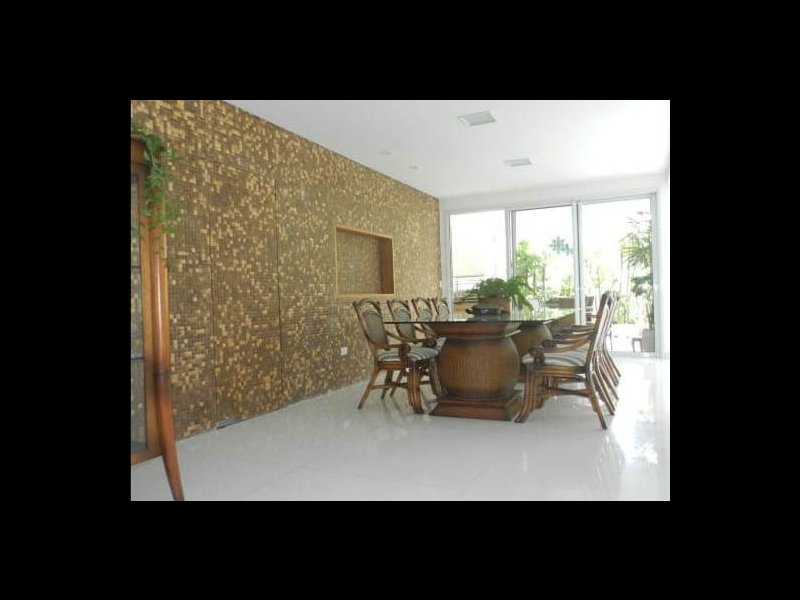 imóvel com 525m² - Alphaville - Santana de Parnaiba