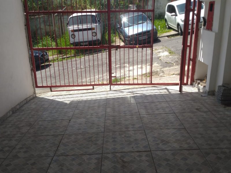 Casa para alugar Vila Santa Teresinha com 75m² e 2 quartos por R$ 240.000 - 1740843925-photo-2020-03-26-14-14-433.jpg
