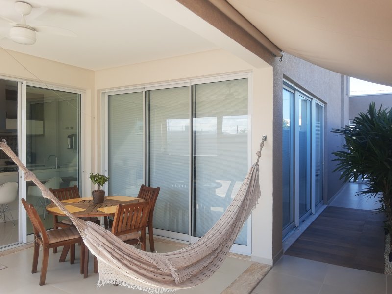 Casa de condomínio à venda Estiva com 195m² e 3 quartos por R$ 999.000 - 1950434227-img-20200504-142815075.jpg