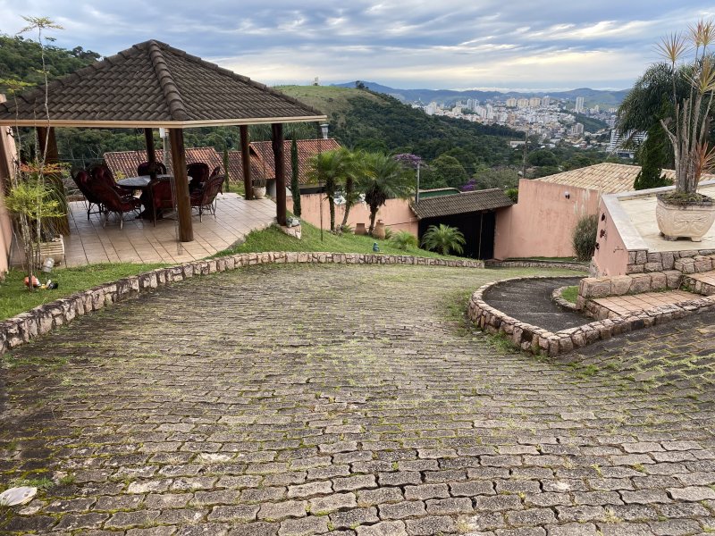 Casa à venda Novo Horizonte com 497m² e 4 quartos por R$ 1.690.000 - 1613655881-88bce8b8-4084-47fd-911b-3f0ddd967c23.jpeg