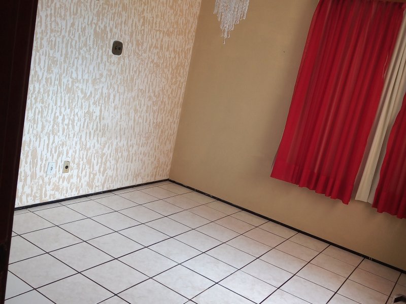 Apartamento à venda Praia do Futuro II com 141m² e 4 quartos por R$ 230.000 - 1405315655-img-20200501-143243350.jpg