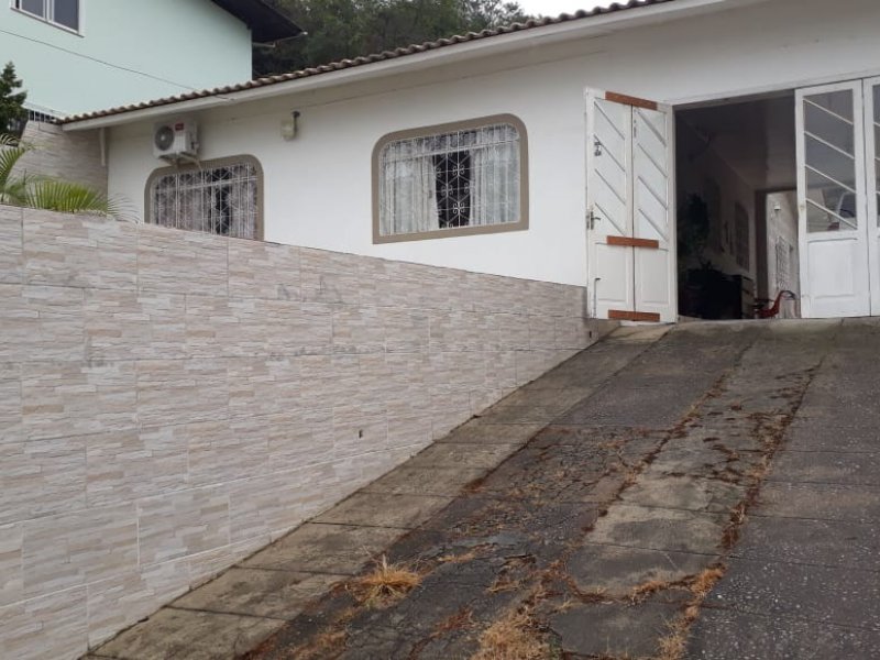 imóvel com 160m² - Jardim Janaina - Biguacu