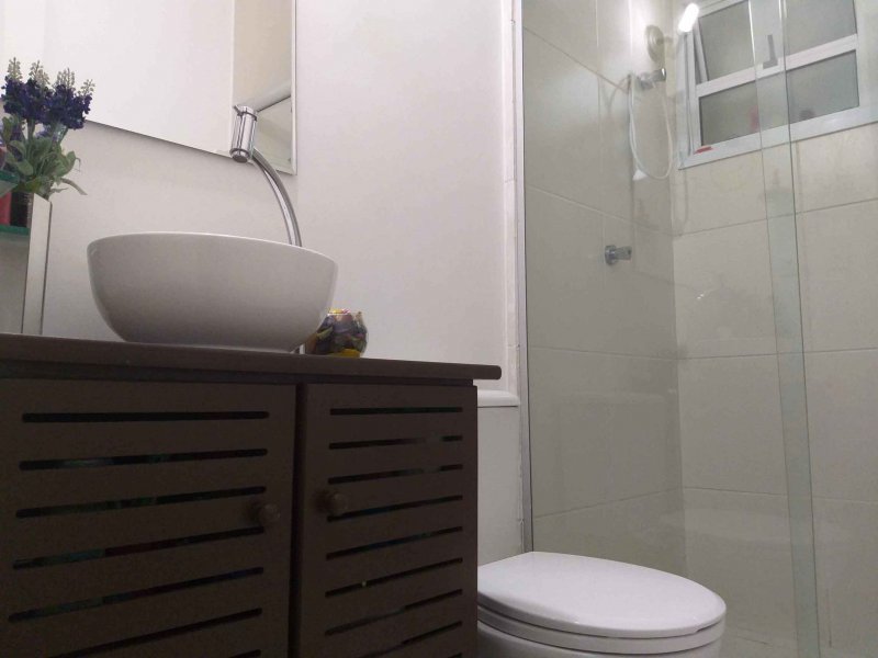 Apartamento à venda Jardim Barbacena com 56m² e 2 quartos por R$ 176.000 - 1217865018-banheiro.jpg