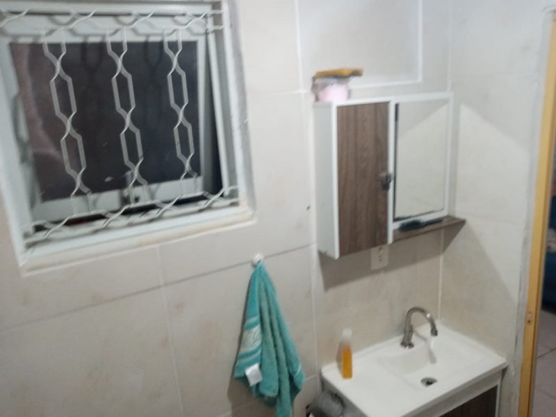 Casa à venda Guadalupe com 310m² e 3 quartos por R$ 380.000 - 1730319102-lavabo-1.jpeg