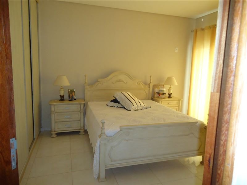 Casa à venda Centro com 274m² e 4 quartos por R$ 650.000 - 576452801-42.jpg