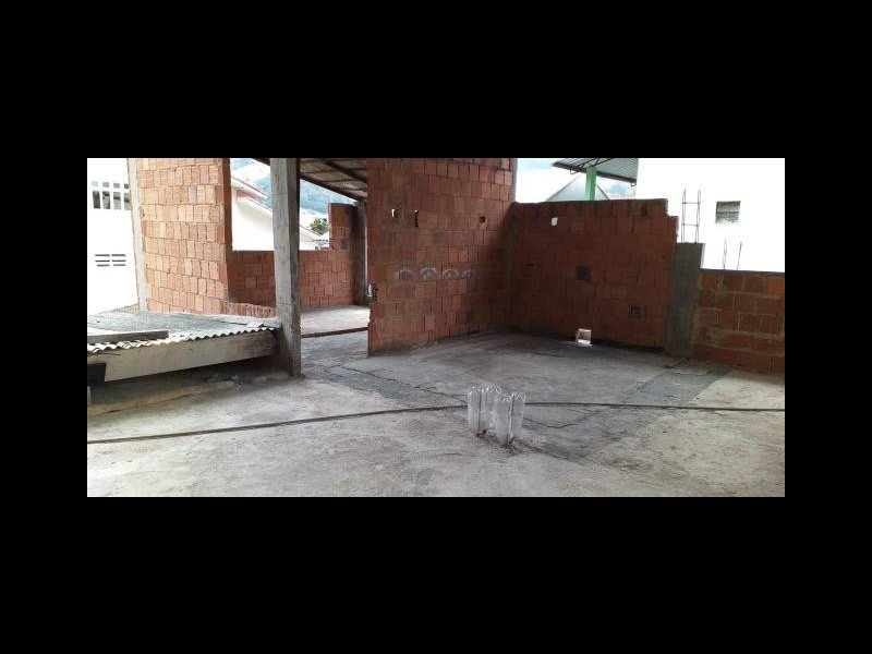 imóvel com 320m² - Cônego - Nova Friburgo