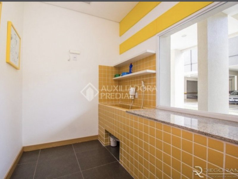 Apartamento à venda Passo d'Areia com 58m² e 2 quartos por R$ 390.000 - 241418540-9bddb198-1571-40ac-9902-72b6684dc91e.jpeg