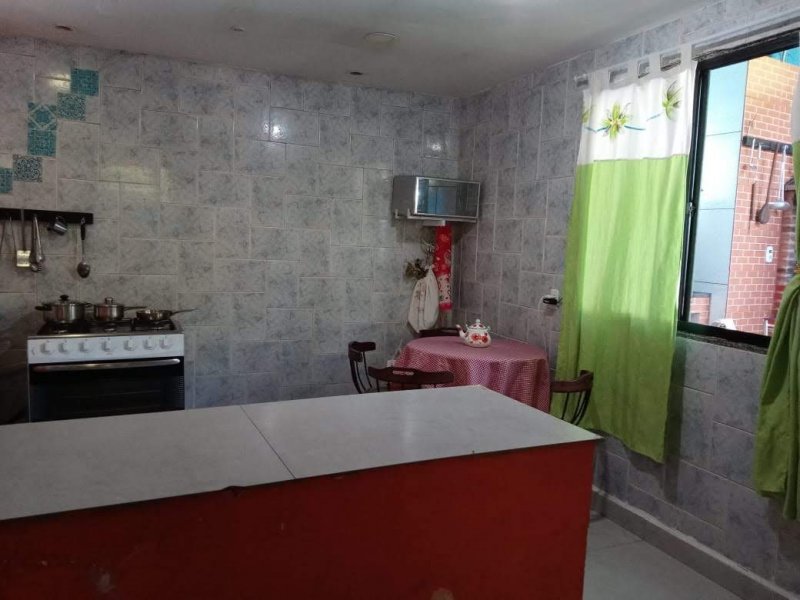 Casa de condomínio à venda Centro com 184m² e 5 quartos por R$ 1.100.000 - 1993887403-017.jpg