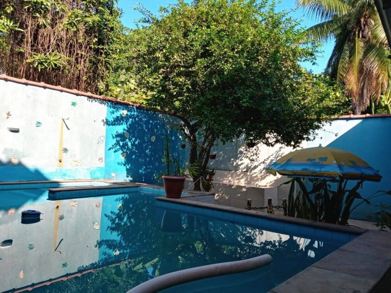 Casa de condomínio à venda Centro com 184m² e 5 quartos por R$ 1.100.000 - 656815512-031.jpg