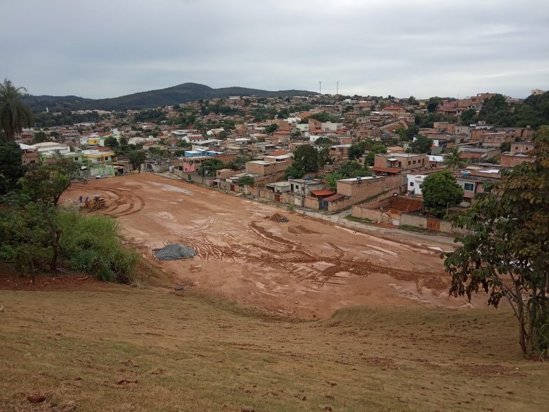 imóvel com 180m² - Sra. de Fátima - Betim