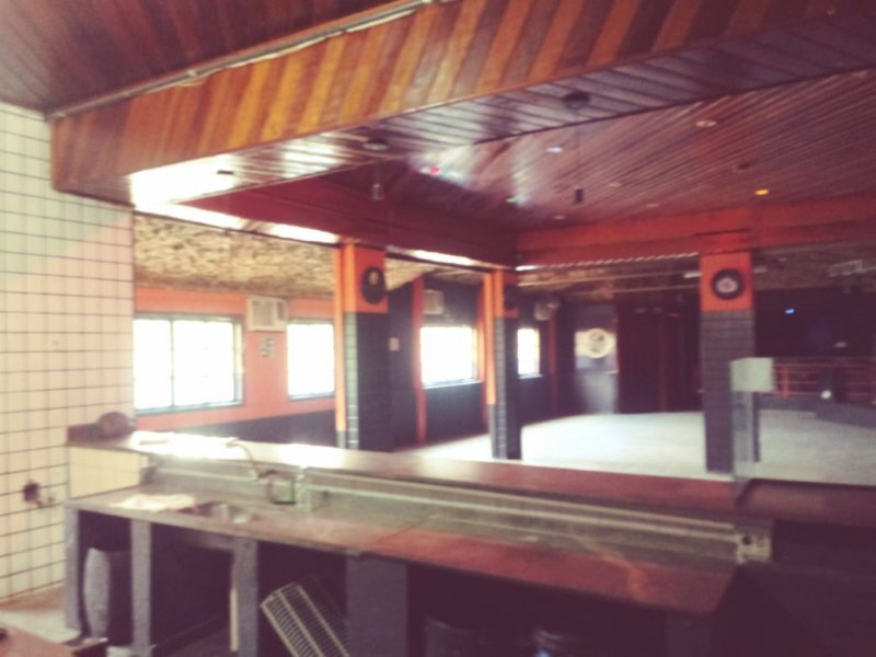 Comercial à venda Centro com 900m² e  quartos por R$ 1.500.000 - 1097856546-mt-salao-int-2.jpeg