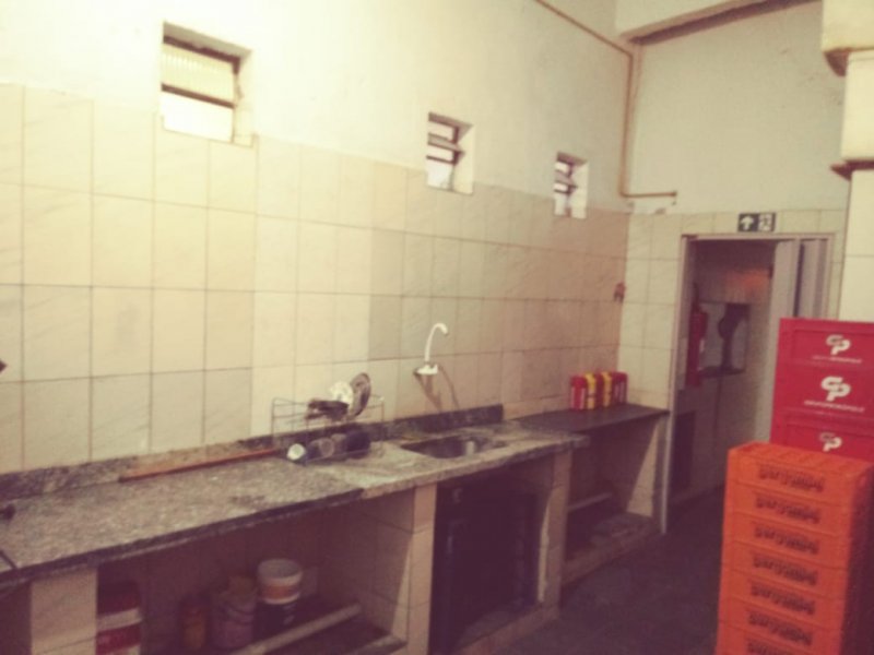 Comercial à venda Centro com 900m² e  quartos por R$ 1.500.000 - 1826857840-mt-salao-int-4.jpeg