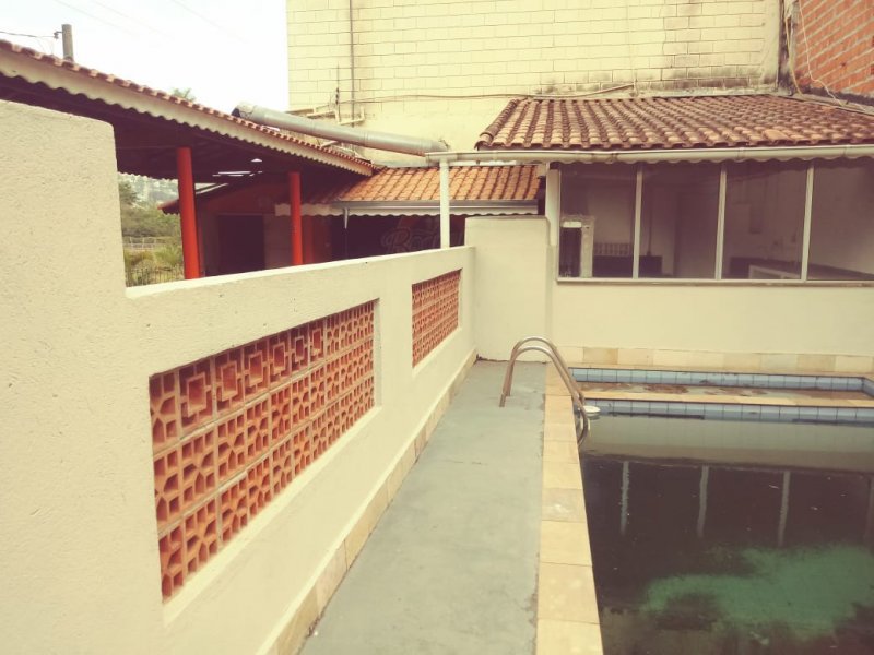 Comercial à venda Centro com 900m² e  quartos por R$ 1.500.000 - 386658837-mt-ext-4.jpeg