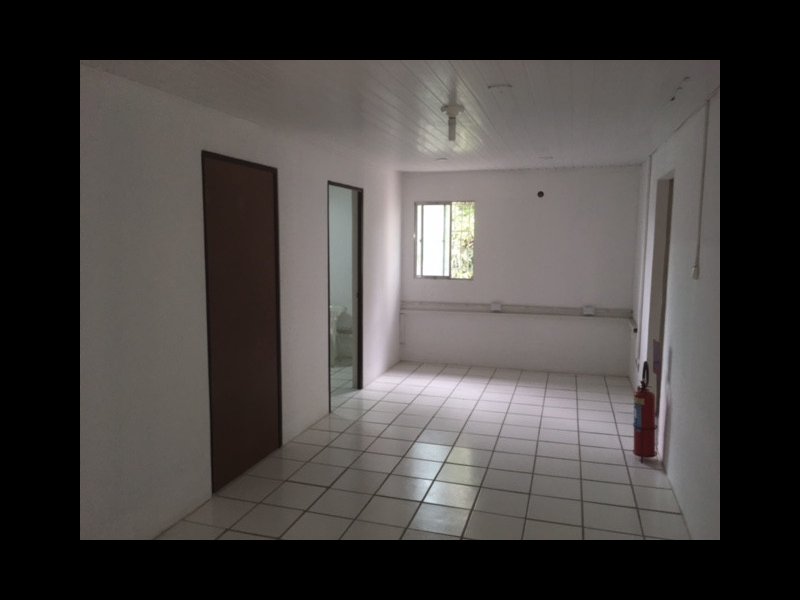 Comercial à venda Prado com 375m² e  quartos por R$ 630.000 - 2120070746-img-0133.JPG