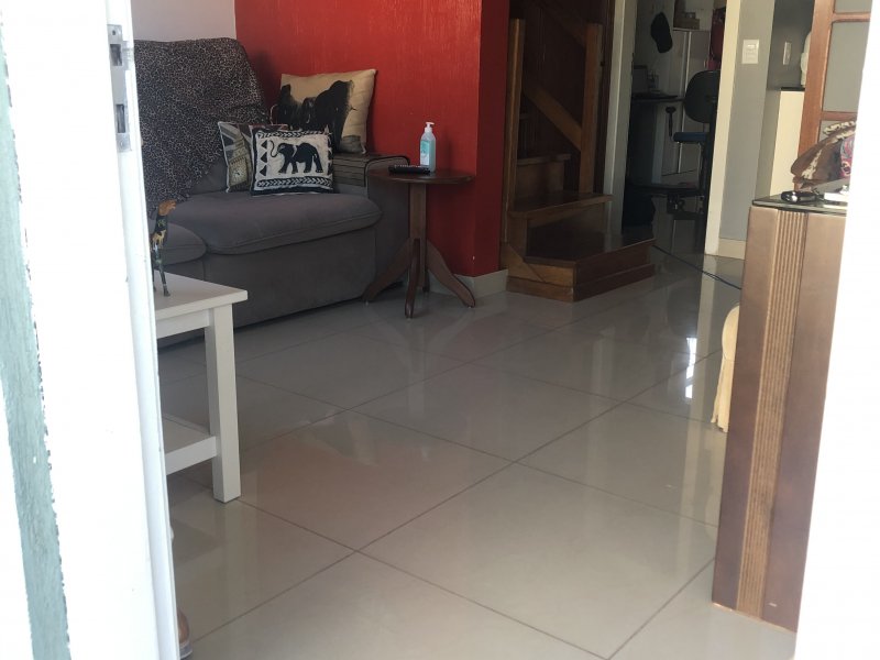 Casa de condomínio à venda Sarandi com 99m² e 3 quartos por R$ 340.000 - 1908615733-d9c10a6c-093b-4155-9dfe-1cc91210e0fd.jpeg