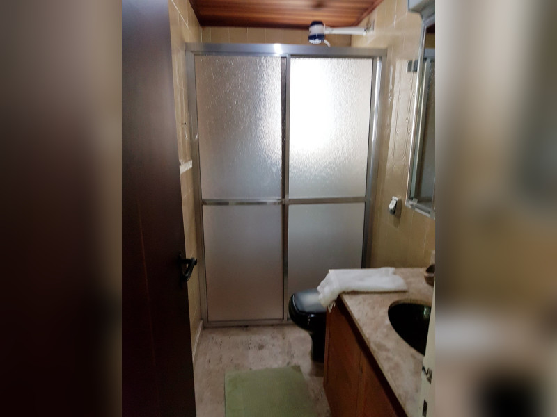 Apartamento à venda Jardim Belmar com 130m² e 3 quartos por R$ 500.000 - banheiro-sala-1.jpg