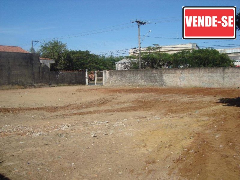 Terreno à venda Jardim Novo II com 840m² e  quartos por R$ 340 - 407387501-terreno-lateral-2.jpg