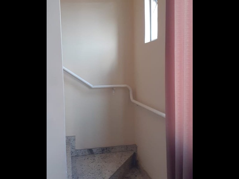 Cobertura à venda Novo Eldorado com 160m² e 3 quartos por R$ 720.000 - 2069424495-16-acesso-escada.jpeg