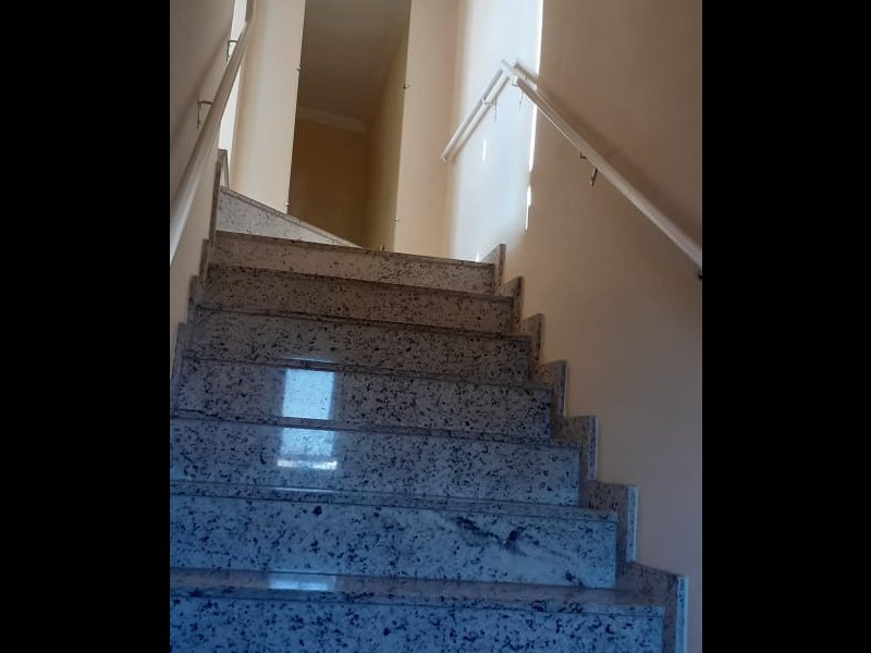 Cobertura à venda Novo Eldorado com 160m² e 3 quartos por R$ 720.000 - 509422106-17-escada.jpeg