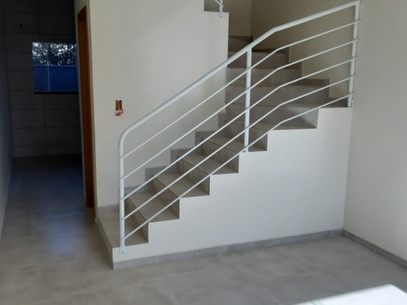 Casa à venda Iririú com 74m² e 2 quartos por R$ 210.000 - 1095777861-whatsapp-image-2020-05-09-at-13.jpeg