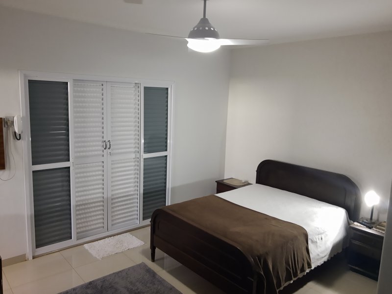 Casa à venda Centro com 280m² e 4 quartos por R$ 1.100.000 - 469198725-img-20200519-114150118.jpg