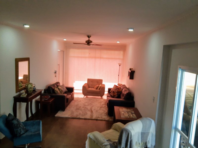 Casa à venda Centro com 280m² e 4 quartos por R$ 1.100.000 - 589863805-img-20200519-112808029.jpg