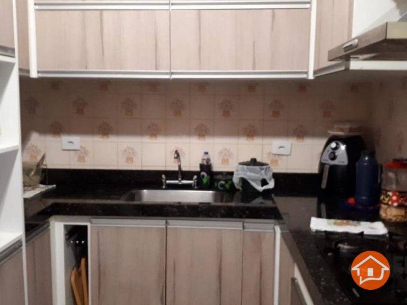 Casa à venda Residencial Santa Clara com 162m² e 3 quartos por R$ 650.000 - 1057135790-cozinha.jpg