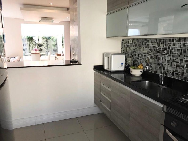 Casa de condomínio à venda Rubem Berta com 144m² e 4 quartos por R$ 700.000 - 1592701399-13df1c12-3dea-44bc-bd27-2347d71690d7.jpeg