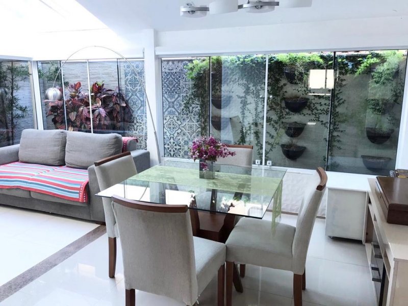 Casa de condomínio à venda Rubem Berta com 144m² e 4 quartos por R$ 700.000 - 645455662-b67f21fd-31ae-416a-87a5-0268a39e8016.jpeg