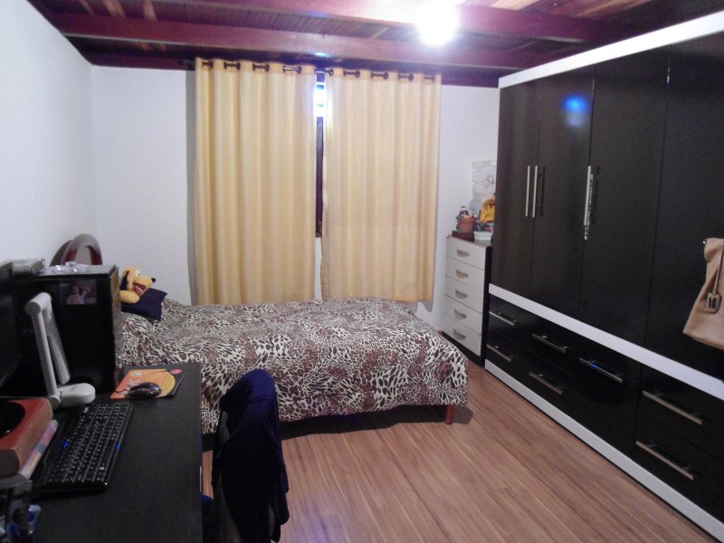 Casa à venda Cascatinha com 280m² e 4 quartos por R$ 705.000 - 442979933-dsc02165.JPG