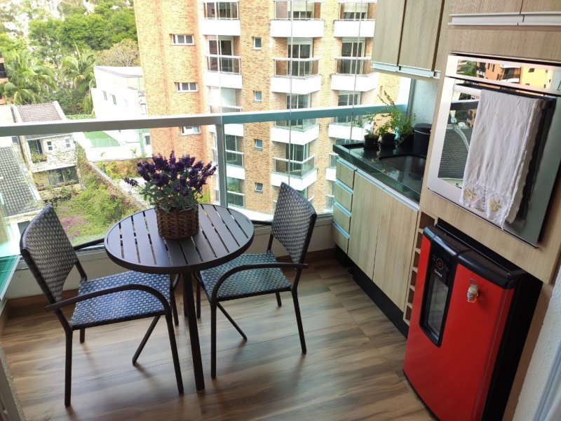 Apartamento à venda Vila Andrade com 64m² e 2 quartos por R$ 469.000 - 1992873570-11-varanda-geral.jpeg