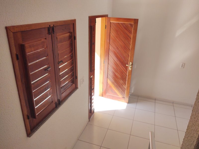 Casa à venda Centro com 120m² e 3 quartos por R$ 160.000 - 1415902895-img-20191030-142434326.jpg