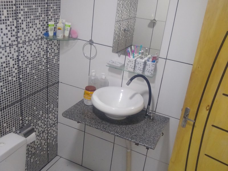 Casa à venda Nacional com 70m² e 2 quartos por R$ 200.000 - 680882157-15899504160432889285638564125564.jpg